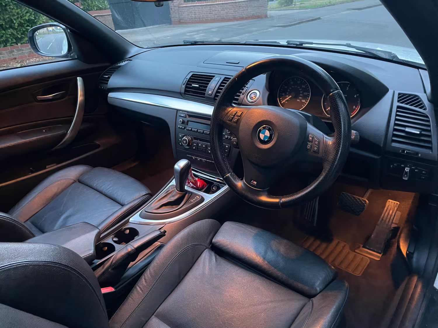 2013 BMW 1 Series, photograph 15
