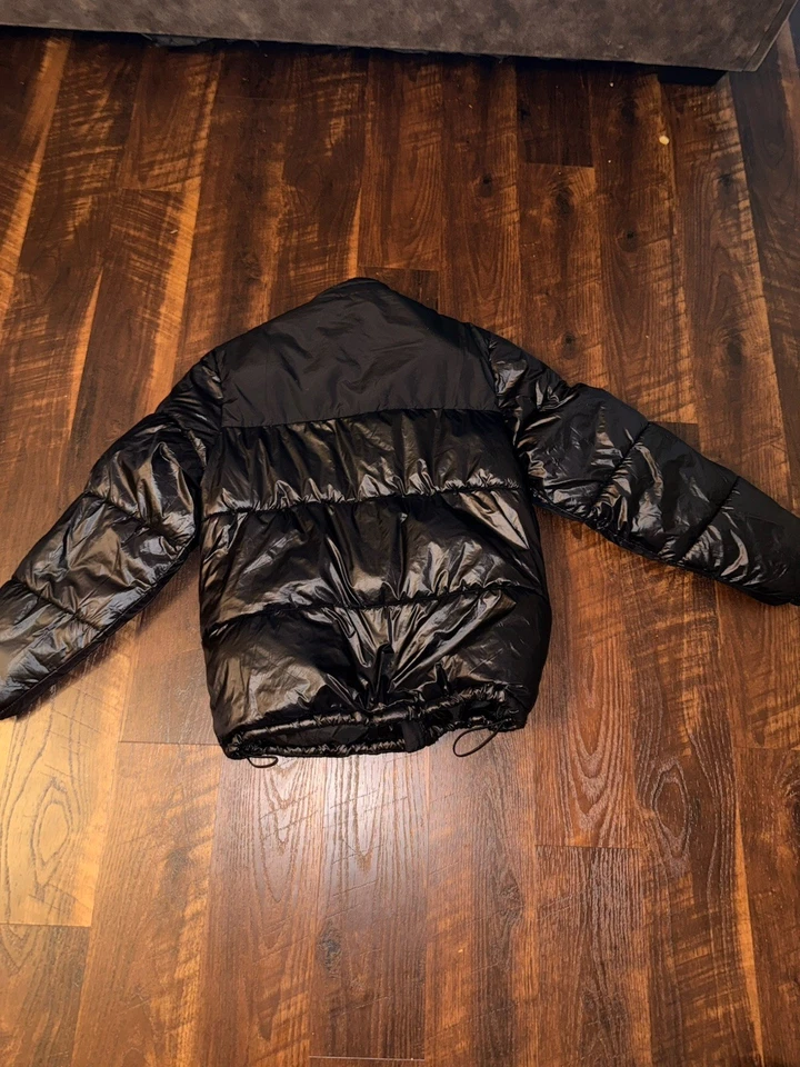 Michael Kors Black Puffer Jacket, Size M, Packable Down, Mock Neck, Zipper - Image 2 of 4