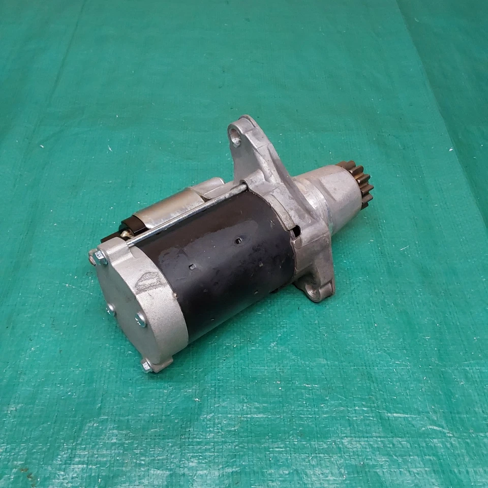 Motor de arranque Toyota Sienna 2004-2010 3,3 L OEM  Foto 2 de 4