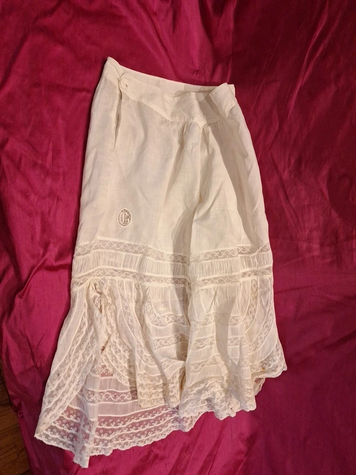 Antique Victorian Bloomers Pataloons Very Fancy Lots of Lace Wedding Trousseau - Image 4 of 4