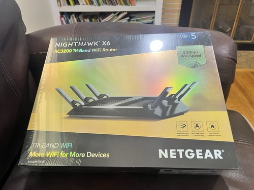 NETGEAR Nighthawk X6 AC3200 Tri-Band WiFi Router Model# R8000 3.2Gbps WiFi Speed