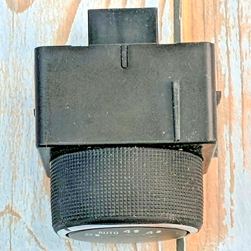 Wells C02572 se adapta a Chevrolet GMC 2007 12 pines 4x4 interruptor 2 alto automático 4 alto 4 bajo Foto 2 de 4