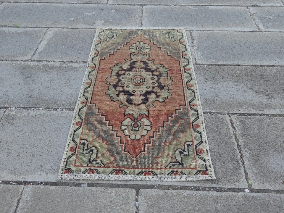 Small Turkish Oushak Rug 3x1.7 ft – Vintage Wool Mat, Peach & Sage - Image 2 of 4