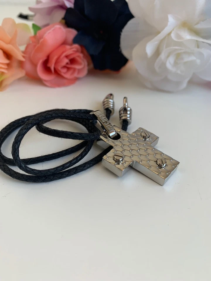 Collana Croce Just Cavalli  - Immagine 4 di 4