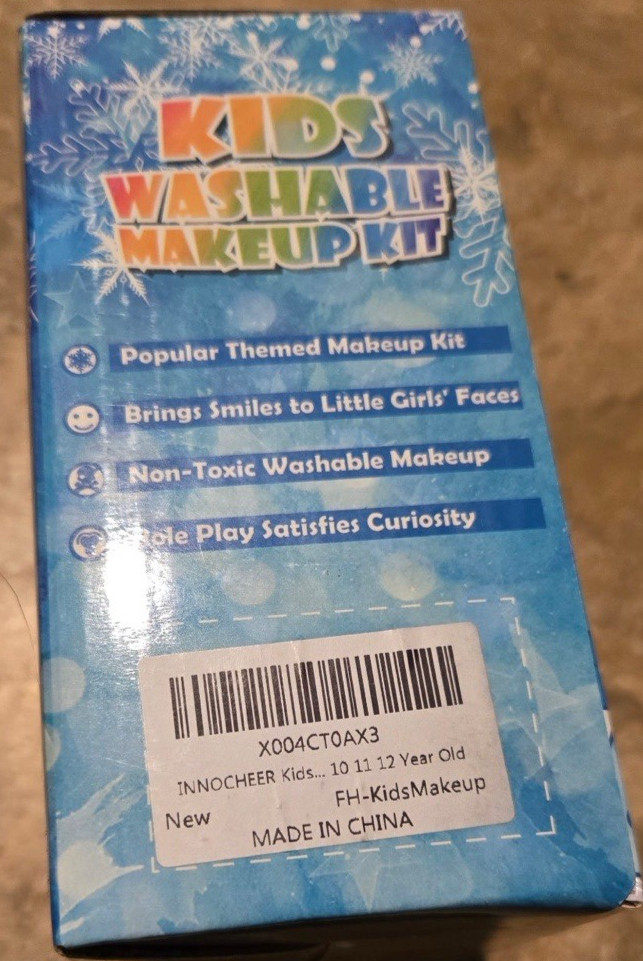 NIB New Kids Washable Makeup Kit 25pc Innocheer 3+