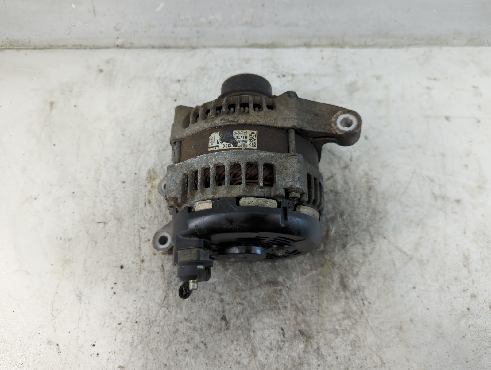 2013-2020 Ford Fusion Alternator Generator Charging Assembly Engine Oem XCCDW