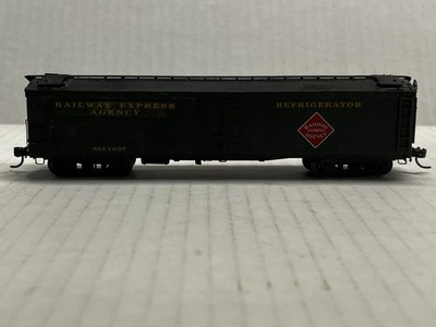 Railway Express Agency 50  Express Reefer Car 1697