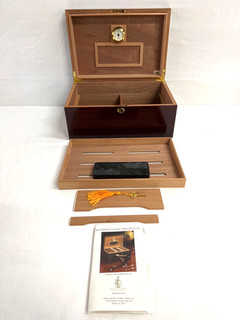 QUALITY IMPORTERS Trading Co. Humidor Untested