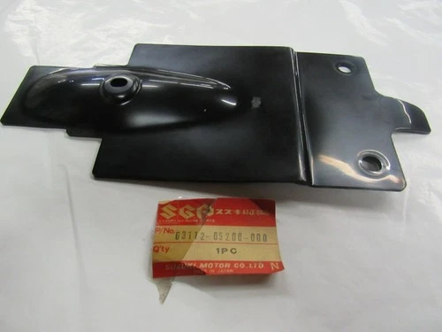 REAR FENDER, FRONT