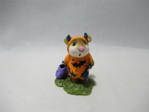 Wee Forest Folk Little Devil Mouse Expo LE 2007 Orange with Bats - WFF Box