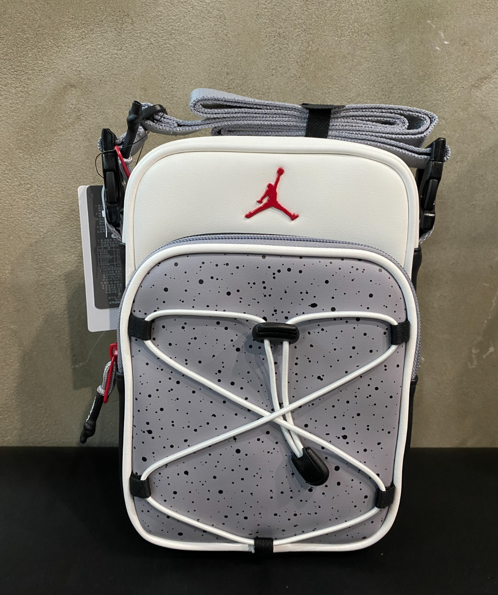 Jordan ショルダーバッグ HF7290-014 Jordan ショルダーバッグ HF7290-014 - メルカリ
