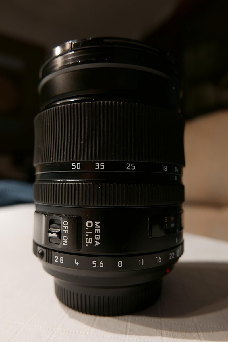 Panasonic standard zoom lens for Four Thirds Leica D VARIO-ELMARIT