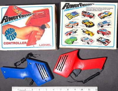 2pc pair 1975 Lionel TCR Slot-Less Car Power Passers CONTROLLER set 3-7600 Boxed