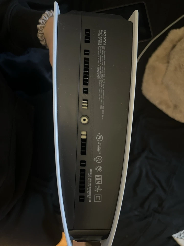 Auténtico Yuri Lowenthal Firmado Sony Ps5 Edición Digital 1tb Excelente Estado Foto 2 de 4