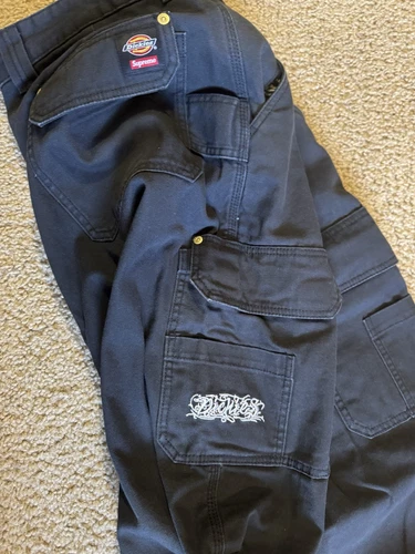 Pantalon cargo noir doublé flanelle Supreme Dickies taille 36 neuf sous blister