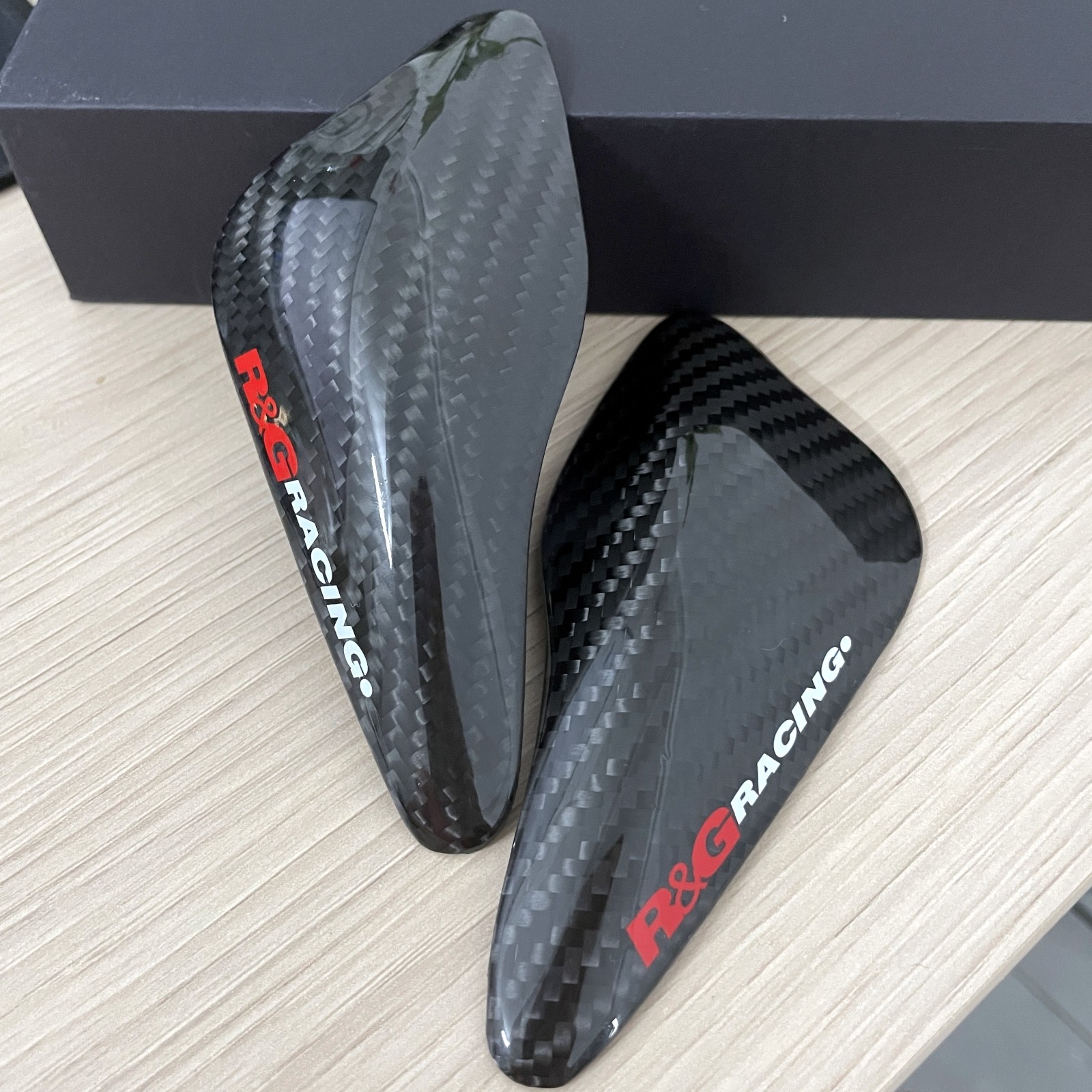 For Triumph Street Triple 765 S R RS Carbon Fiber Fuel tank Slider sticker