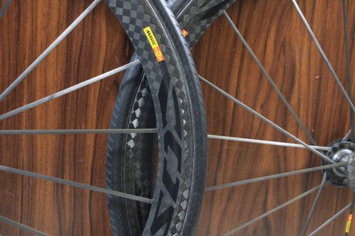 Mavic Cosmic Carbon Ultimate Narrow Rim Tubular Carbon Laufradsatz Shimano 11/12s - Bild 13 von 24
