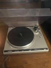 Technics SL-Q3 D.D. Quartz Automatic Turntable System