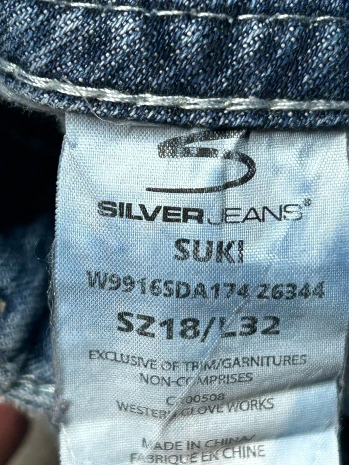 Silver Jeans Suki Tapered Leg Jeans Women's Size 18/32L Blue Hi-Rise Lt Wash - Image 3 of 4