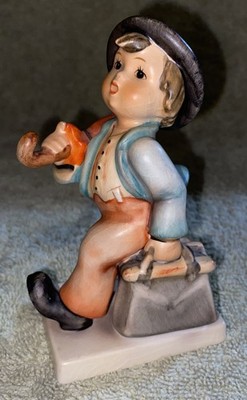 Goebel W. Germany ''Merry Wanderer'' Figurine 5 
