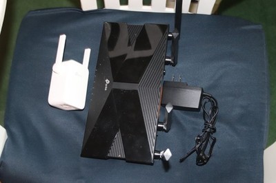TP Link router Model Archer AX20 Verr 4.6 & TP Link RE750C extender