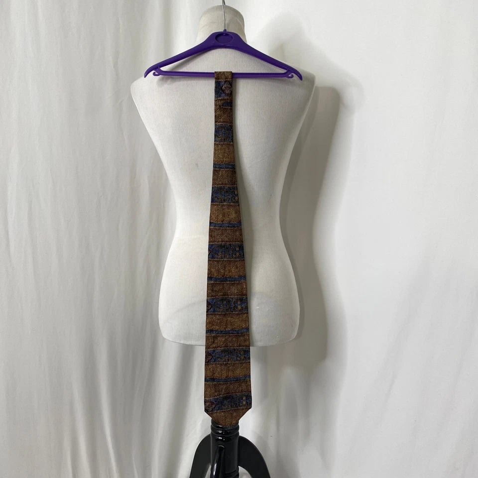 Corbata italiana de seda Bugatti para hombre marrón y azul a rayas 56 X 4 pulgadas Foto 3 de 4