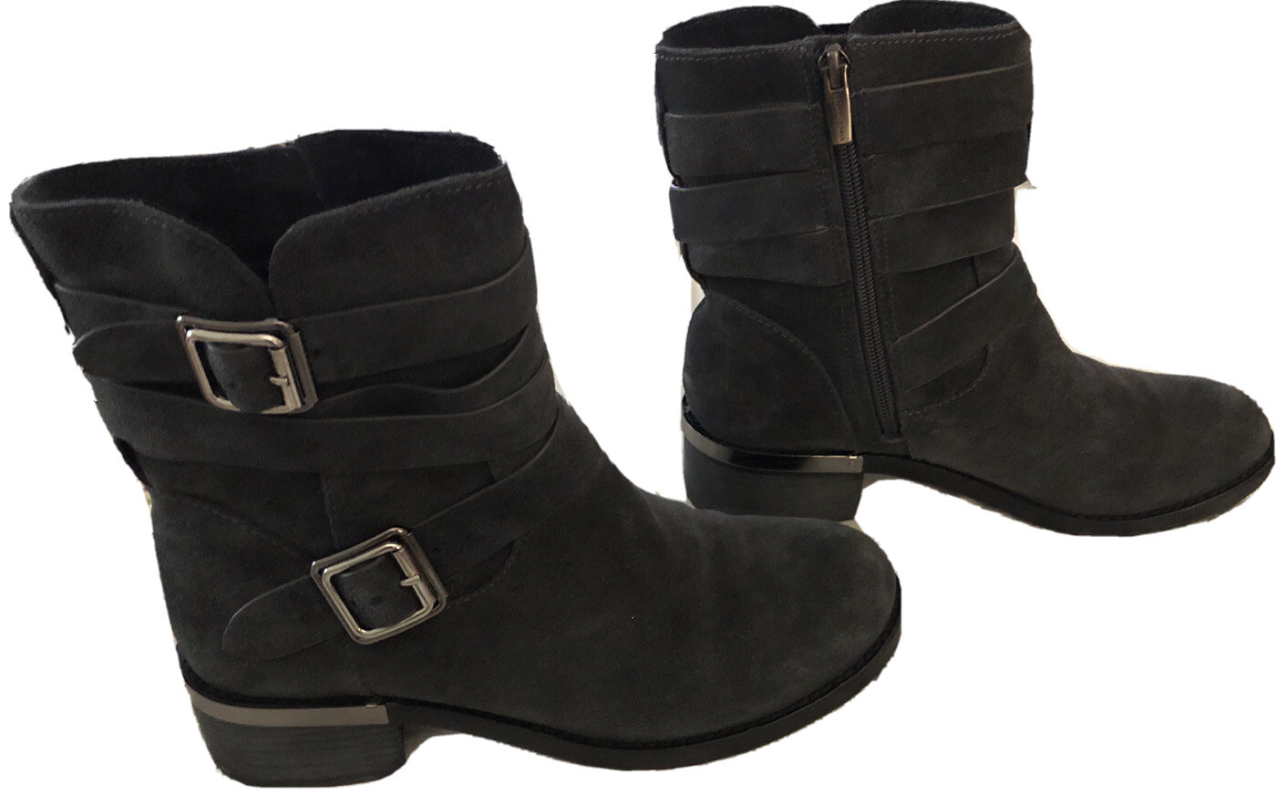 VINCE CAMUTO-Size 7.5M-“Webey” Dark 