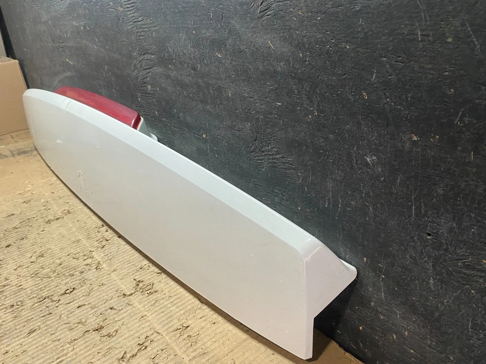 2007-2014 Chevrolet Tahoe Suburban Yukon Spoiler Wing 3rd Brake Light T9954 DG - Image 2 of 4