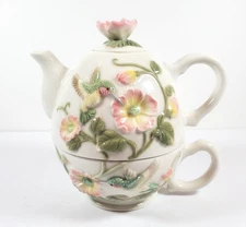 VTG 1997 YH Tea for One Set Teapot Stackable Teacup Hummingbird Floral Design