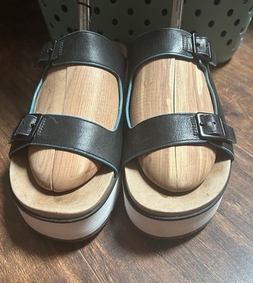UGG Hanneli Black Leather Platform Flip Flops Sandals Sz US W 11