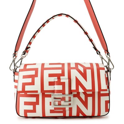 Fendi Baguette Medium Mark Jacobs Collaboration Bag White 8BR600 Unisex #TZB3622