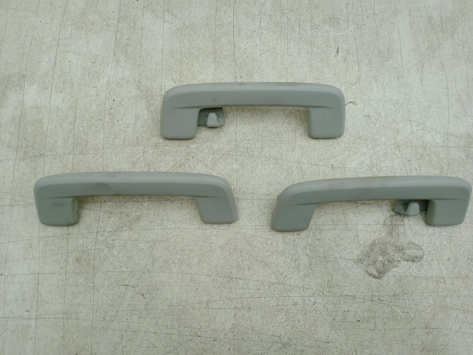 SEAT LEON GRAB HANDLE INTERIOR ROOF X3 MK4 2020-2025 - Image 4 of 4