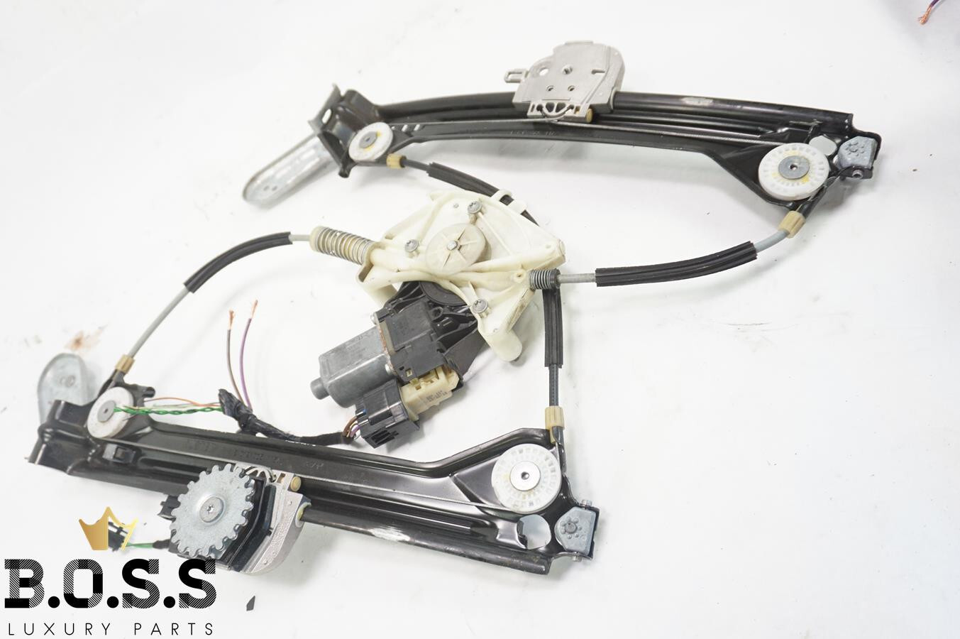 14-17 Maserati GHIBLI S Q4 Rear Right Door Window Glass Regulator W/ Motor OEM