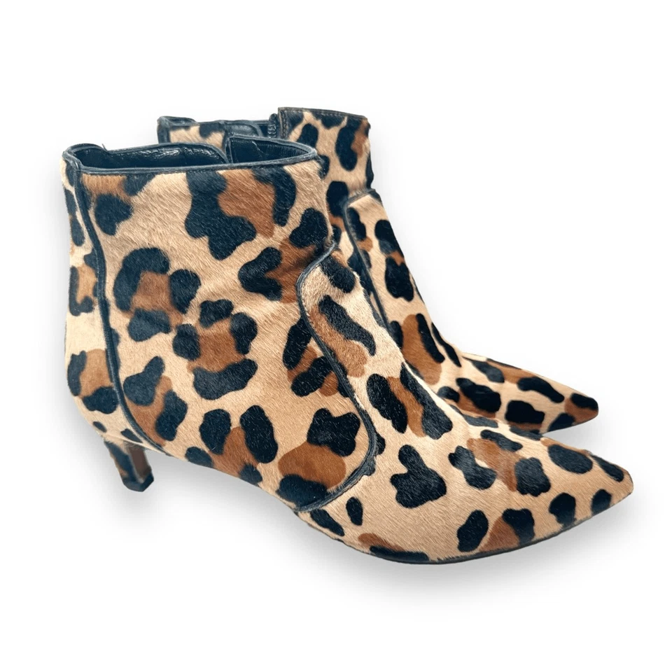 Botín Aquatalia Marilisa impermeable genuino pelo de becerro leopardo para mujer talla 8” Foto 2 de 4