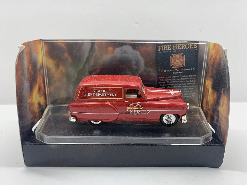 CORGI-SHOWCASE COLLECTION-FIRE HEROES-PONTIAC VAN-NEWARK FDCS90014-2002 - Image 4 of 4