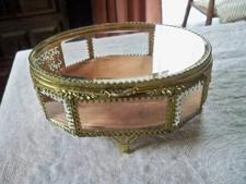 Vintage Ormolu Filigree Beveled Glass 6-Window Jewelry Casket Hollywood Regency