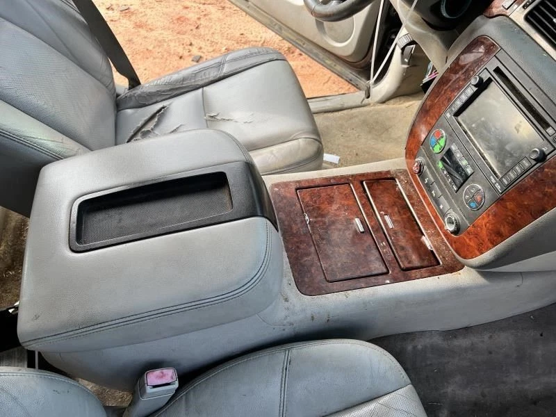 Console Front Floor With Entertainment Center Fits 10-14 SUBURBAN 1500 104533946 - Image 2 of 4