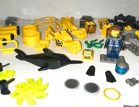 LEGO SET 4789 ALPHA TEAM MISSION DEEP SEA  AT AQUATIC MECH  - COMPLETE PREOWNED