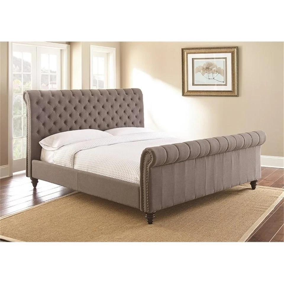 Cama trineo Steve Silver Swanson acolchada King en gris Foto 4 de 4