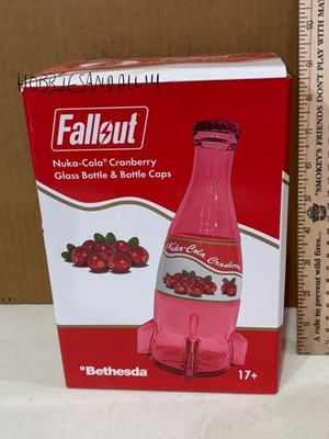 Fallout 3 4 76 !! Authentic Nuka Cola Cranberry Collectibles Glass Bottle & Caps