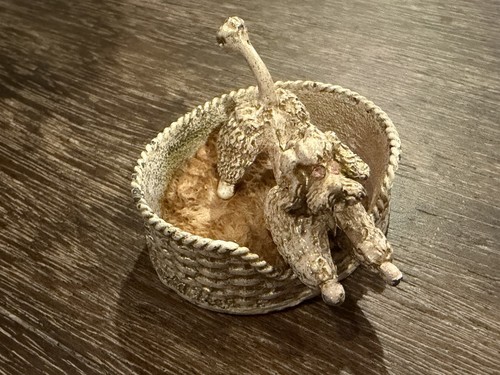 1950S RETRO MCM POODLE IN BASKET SEWING PIN CUSHION PINK GOLD CAST IRON DARLING