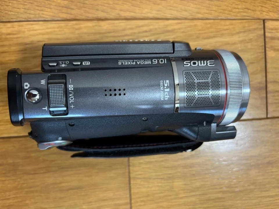 Panasonic HDC-TM350 Gray Full HD Camcorder 12x Optical Zoom 64GB w/Battery - Image 4 of 4