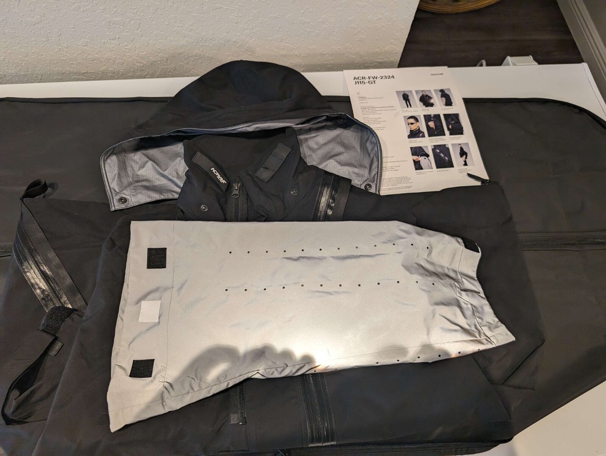 Acronym J115-gt 3l Gore-tex Pro Interops Jacket in Black Acronym J115-gt 3l Gore-tex Pro Interops Jacket in Black