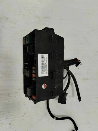 518261201 Porta Fusibili per FORD FOCUS FAMILIAR (CAK) Ambiente 1999 1310026 - Foto 8 di 9