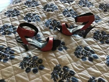 Coach and Four size 7 reddish heels