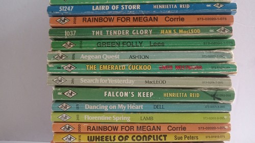 Vtg Lot of 25 Vintage Harlequin Romance Books 1970's wide range - Picture 3 of 8