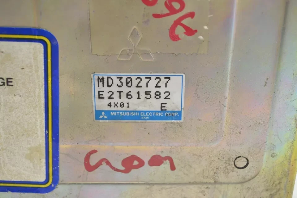 Unidad de módulo de control del motor Mitsubishi Expo MD3027 1994 1995 Ecm B2 007 Foto 3 de 4