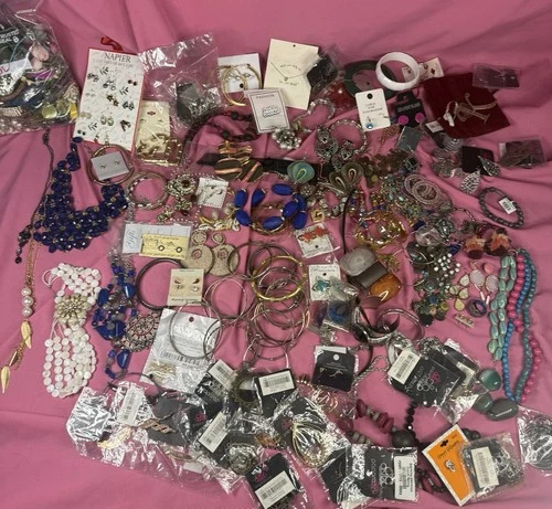 Costume Jewelry Lot Chunky Statement Necklace Rhinestone Napier Broken Bag 12lbs