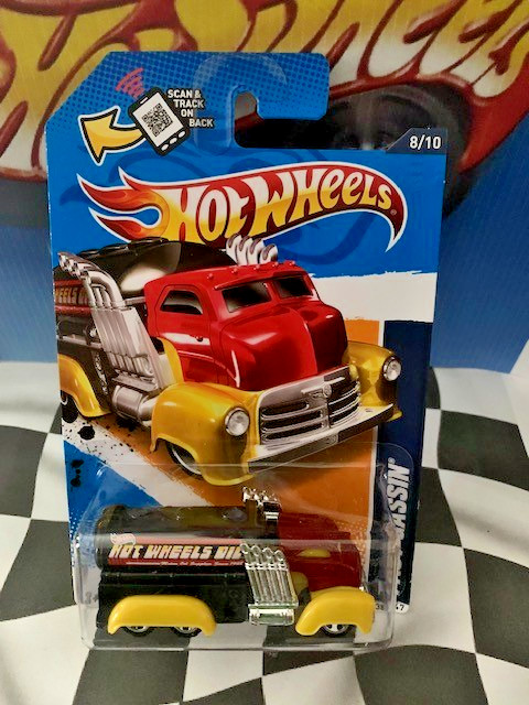 Hot Wheels 2012 HW City Works 8/10 138 Fast Gassin RED 5SP