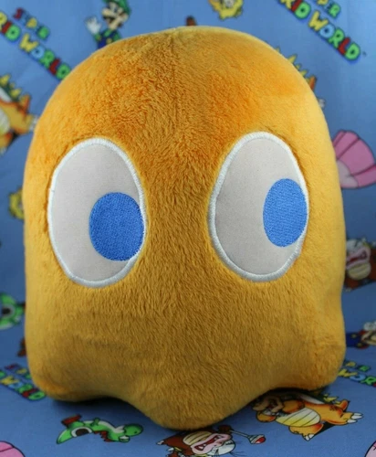 NAMCO BANDAI PLAY BY PLAY PAC-MAN CLYDE GHOST PELUCHE 20 cm ALTO OFICIAL